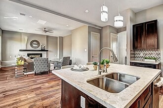 4861 Benning Dr in Houston, TX - Building Photo - Building Photo