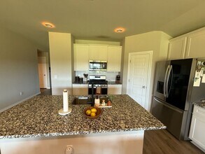 14605 Travertine Fls Ln in Oklahoma City, OK - Building Photo - Building Photo