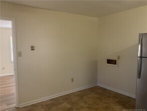 814 Varsity Dr in Fayetteville, NC - Building Photo - Building Photo