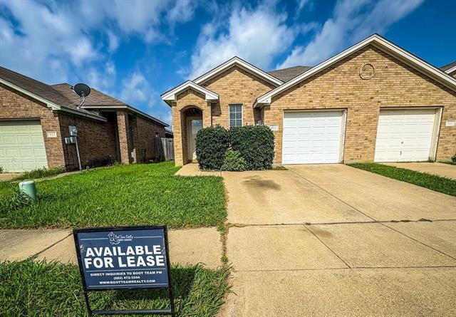 property at 905 Walnut St