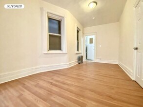 451 W 36th St. in New York, NY - Building Photo - Building Photo