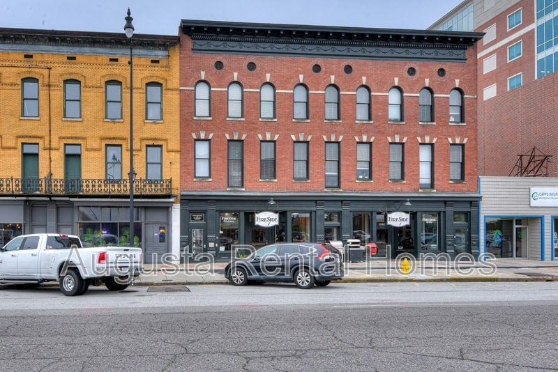 1246 Broad St in Augusta, GA - Building Photo