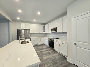 12813 Andromeda Ct in Willis, TX - Building Photo - Building Photo