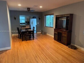 2530 Fillmore St in Hollywood, FL - Building Photo - Building Photo
