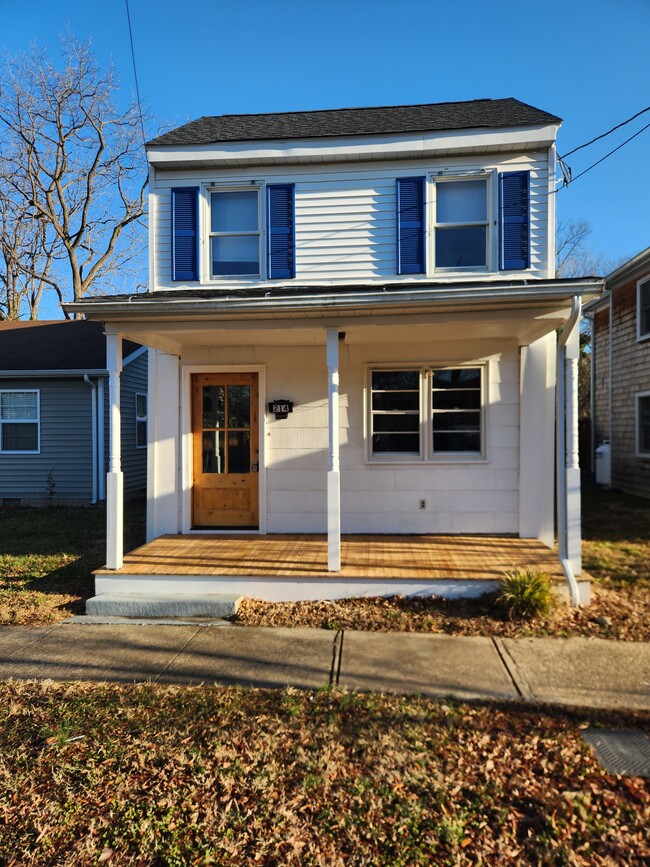 214 Calvert St in Chestertown, MD - Building Photo - Building Photo