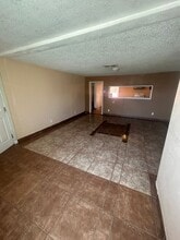 301 San Lucas St in Mc Farland, CA - Building Photo - Building Photo