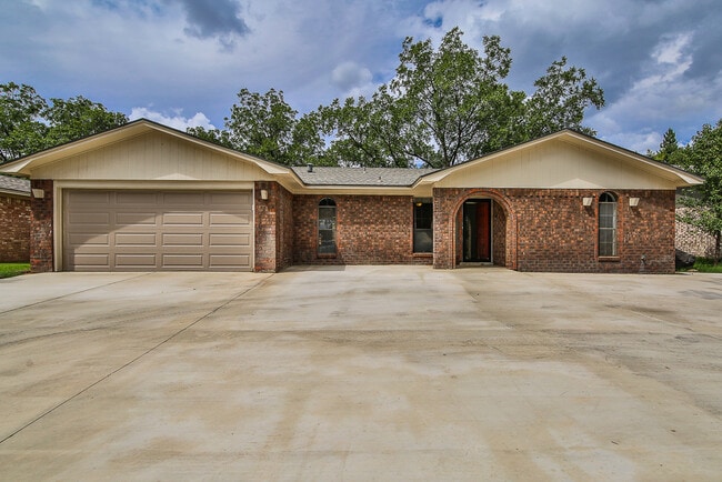 5206 72nd St, Unit 72nd Street House
