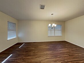 2822 Woodspring Forest Dr in Houston, TX - Building Photo - Building Photo