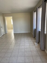 1018 E Main St photo'