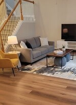 897 Ivydale Ln in Lawrenceville, GA - Building Photo