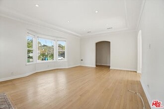 2317 Veteran Ave in Los Angeles, CA - Building Photo - Building Photo