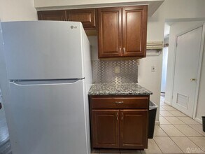 115 Redbud Rd in Piscataway, NJ - Building Photo - Building Photo