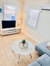 2050 Balboa Ave, Unit 2050 in San Diego, CA - Building Photo - Building Photo