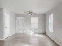 2406 Fir Ave photo'