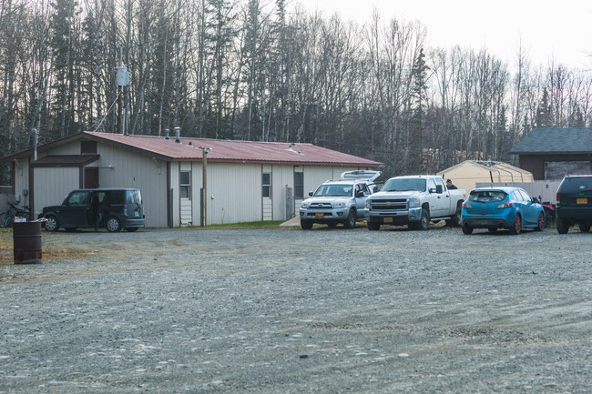 1500 N Lucas Rd in Wasilla, AK - Building Photo - Building Photo