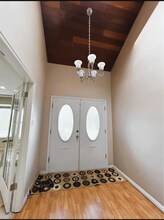 10454 Fraserglen Dr in Surrey, BC - Building Photo - Building Photo