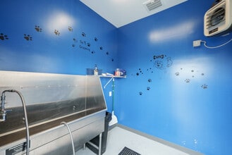 The Sound at Gateway Commons in East Lyme, CT - Foto de edificio - Building Photo