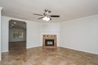 12103 Creek Spur in San Antonio, TX - Building Photo - Building Photo