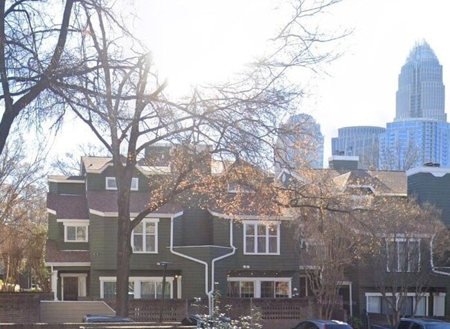 property at 425 W 8th St