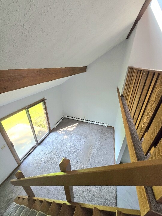 9120 N Lima Rd in Youngstown, OH - Building Photo