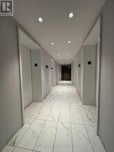 238 Simcoe St in Toronto, ON - Building Photo - Building Photo