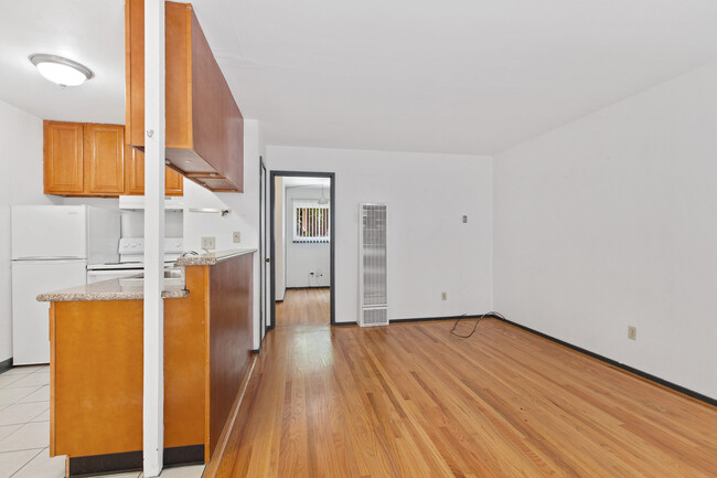 2708 College Ave in Berkeley, CA - Foto de edificio - Building Photo