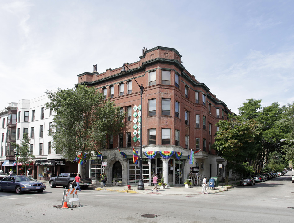 2914-2916 N Broadway St in Chicago, IL - Foto de edificio