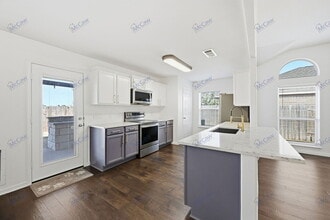 328 Meadow View Ln in Anna, TX - Building Photo - Building Photo