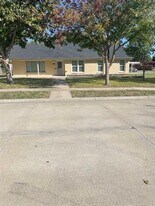 4300 Mackey Dr in North Richland Hills, TX - Building Photo