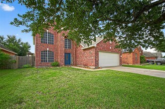 8222 Hardy Elm St in Spring, TX - Building Photo - Building Photo