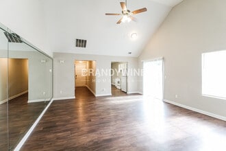 4976 Truitt Ln in Decatur, GA - Building Photo - Building Photo