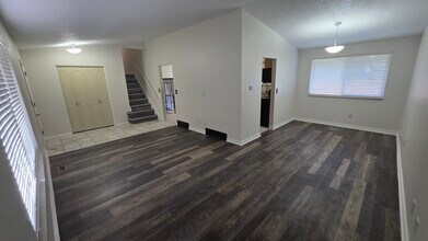 1746 S Pierson St in Lakewood, CO - Building Photo - Building Photo