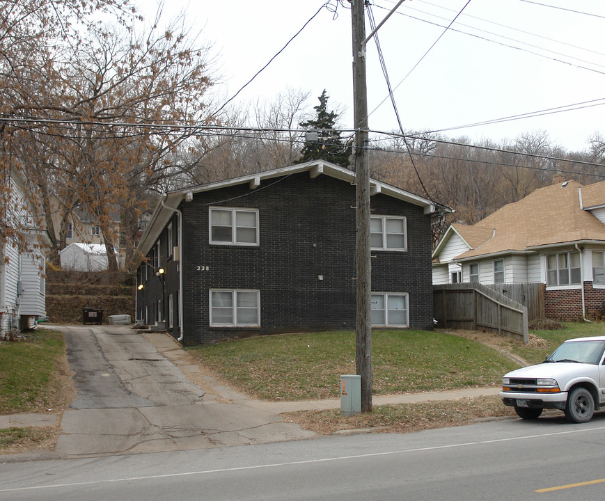 228 Harrison St in Council Bluffs, IA - Building Photo