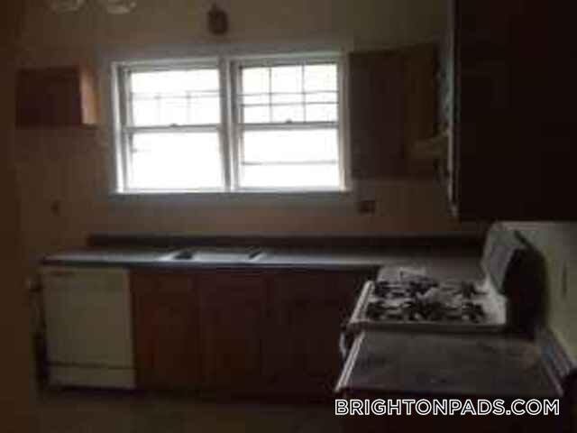 30 Brooks St in Boston, MA - Foto de edificio - Building Photo