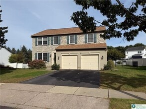 2659 Thistle Rd in Macungie, PA - Building Photo - Building Photo