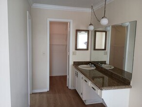 1361 NW 19th Terrace in Delray Beach, FL - Foto de edificio - Building Photo