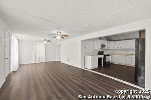 1646 Rigsby Ave in San Antonio, TX - Building Photo - Building Photo