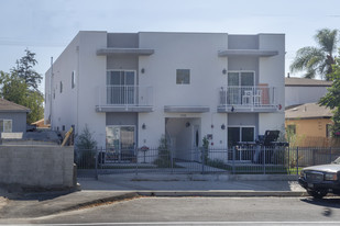 5914 Vineland Ave in North Hollywood, CA - Building Photo