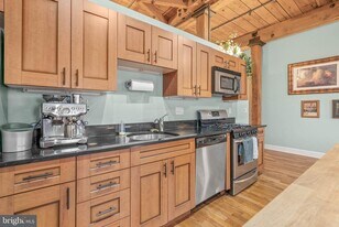 2551 Trenton Ave in Philadelphia, PA - Building Photo