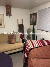 32993 Snowshoe Rd in Evergreen, CO - Building Photo - Building Photo