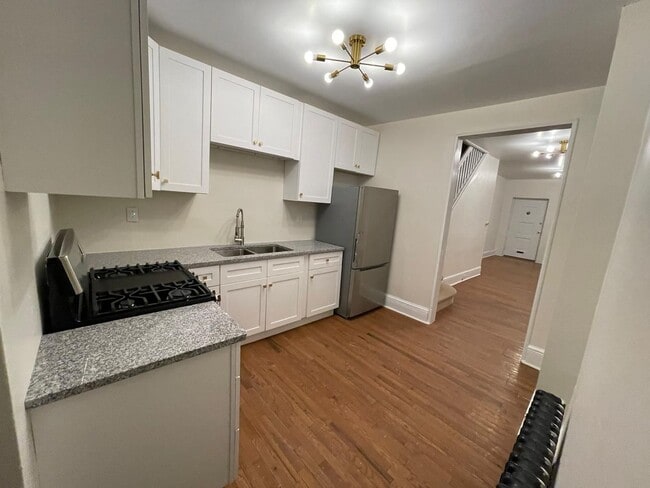 property at 1337 N 9th St