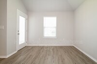 906 Hudson Rd photo'