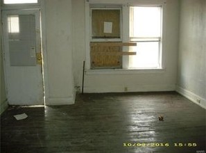 5832 Etzel Ave in St. Louis, MO - Foto de edificio - Building Photo