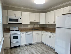 2429 Lawrenceville Hwy in Decatur, GA - Building Photo - Building Photo