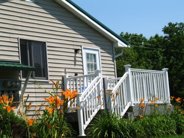 1895 E Shore Dr in Lansing, NY - Building Photo