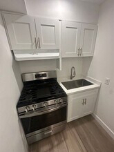 16551 Vine Ter in Los Angeles, CA - Building Photo - Building Photo