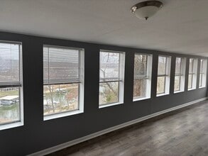 204 Park Place Dr in Kaiser, MO - Building Photo - Building Photo