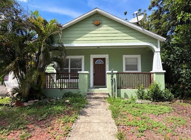 property at 1717 W Nassau St