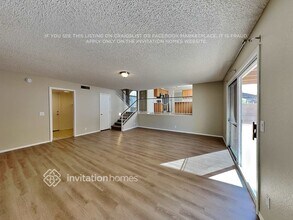 8445 W Emile Zola Ave in Peoria, AZ - Foto de edificio - Building Photo