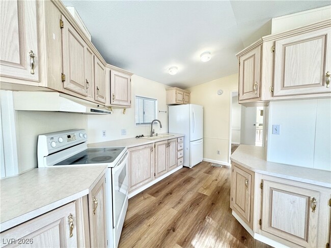 property at 2336 Jeane Ave